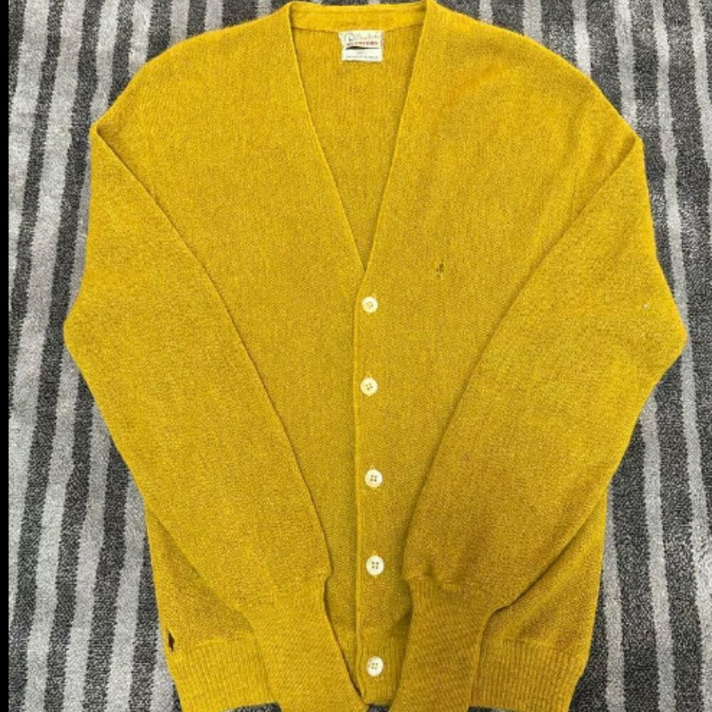 McGregor Cardigan XL (or roomy L) 100% Imported Alpaca (Kurt Cobain)